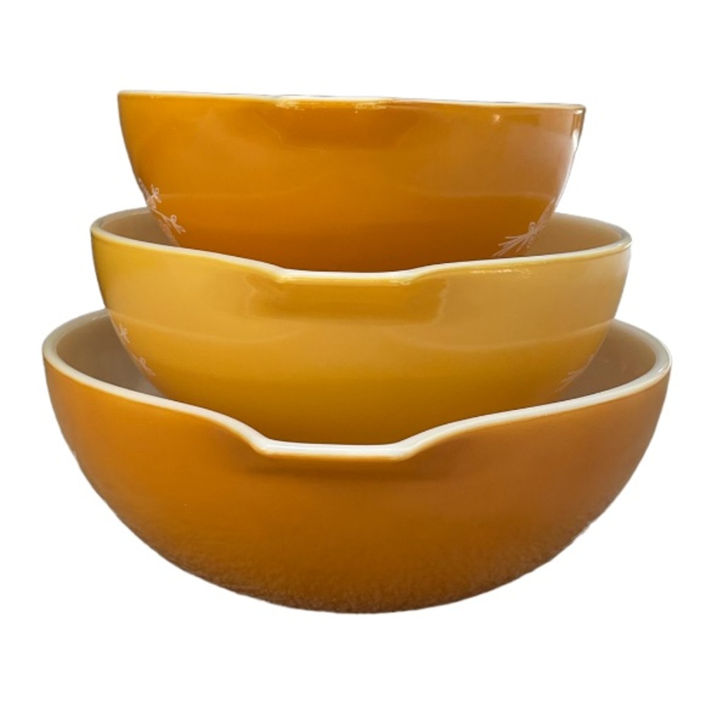 Vintage Pyrex Bowls Set Butterfly Gold Cinderella Butterflies 3 Pc Antique MCM - Picture 3 of 16